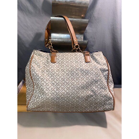 Tommy Hilfiger Large Tan Logo Canvas Shoulder Tote Bag Gold Accent Chain - Picture 2 of 10